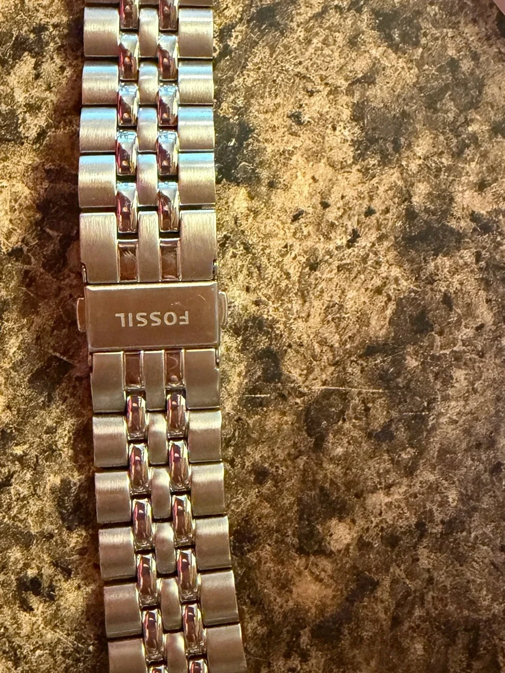 Fossil Q Wander Smartwatch with silicone and silver metal band and charger